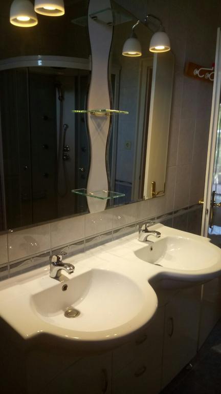 Sara Vendeghaz Appartement Balatonkeresztúr Buitenkant foto