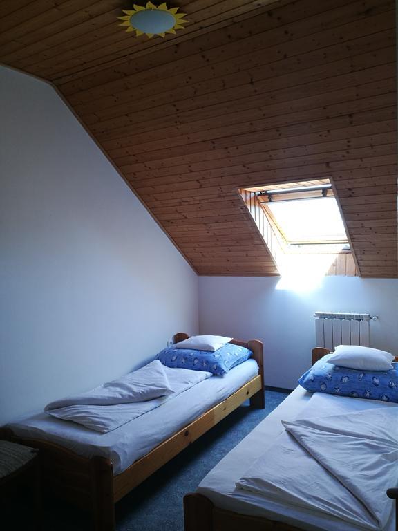 Sara Vendeghaz Appartement Balatonkeresztúr Buitenkant foto