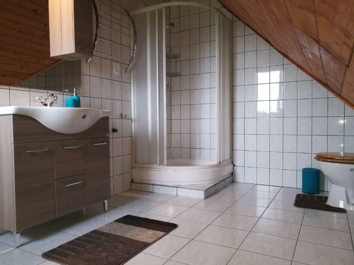 Sara Vendeghaz Appartement Balatonkeresztúr Buitenkant foto